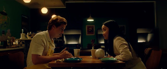 Dulce tráiler de la comedia romántica de ciencia ficción YA MOONSHOT de HBO, protagonizada por Cole Sprouse y Lana Condor