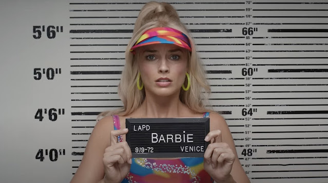Barbie se embarca en un viaje al mundo real en el nuevo tráiler de BARBIE de Margot Robbie